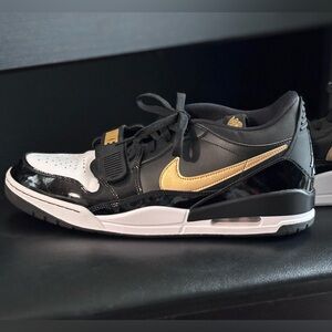 Nike Men's Air Jordan Legacy 312 Black and Gold Sneakers